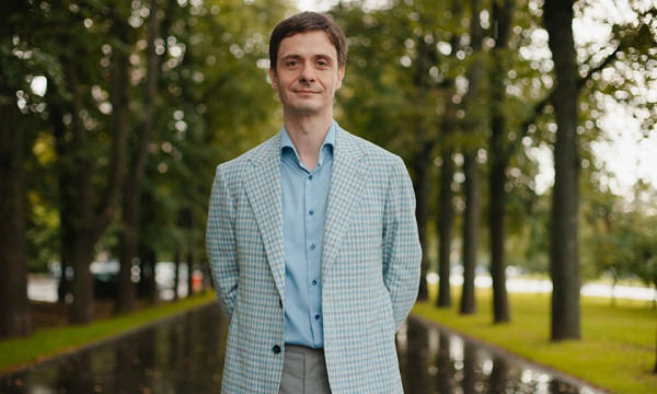 
Как не прозевать гения. Математик Илья Иванов-Погодаев учил победителей Международной олимпиады-2025
