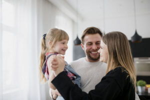 Как взаимная любовь родителей влияет на детей?